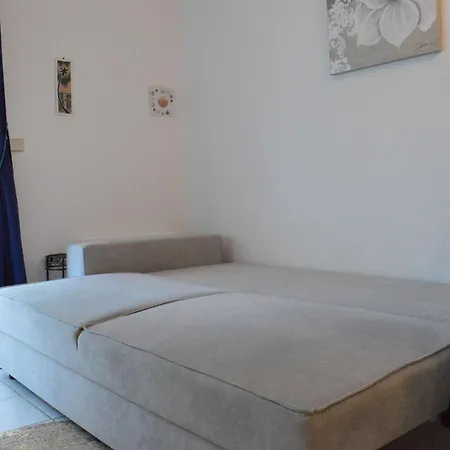 Np340-p27 Studio, Apartment